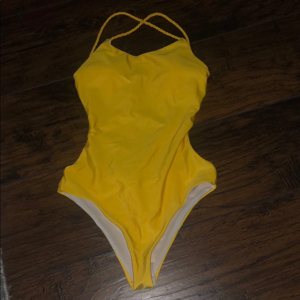 Never worn